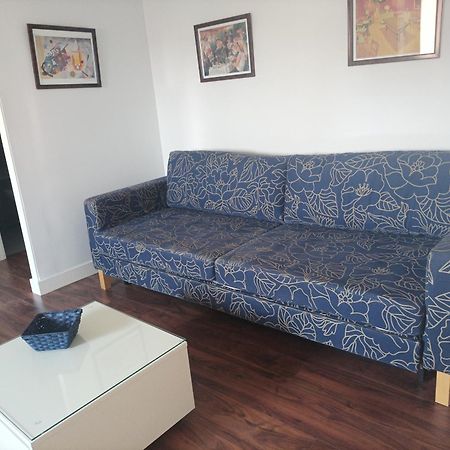 Appartamento Apartamento Pinar De Chamartin Madrid Esterno foto